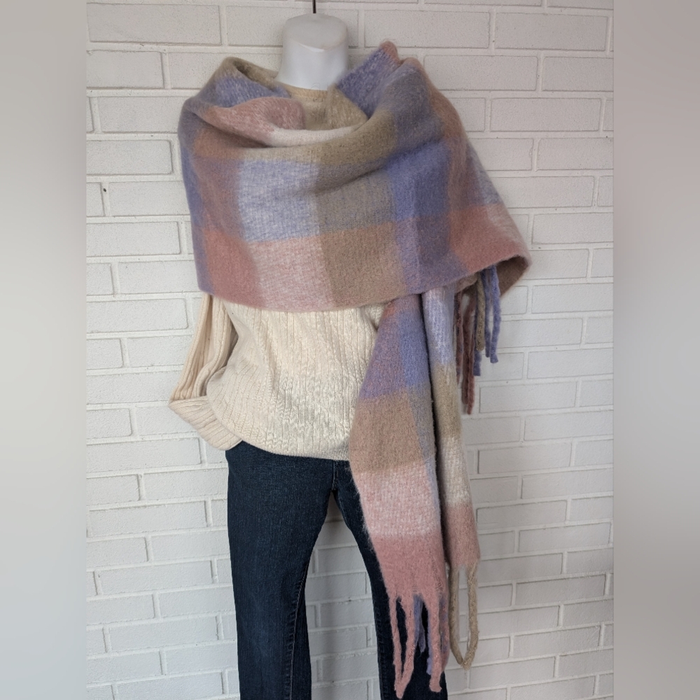 NWT NORDSTROMS Plaid Pastel Blanket Scarf